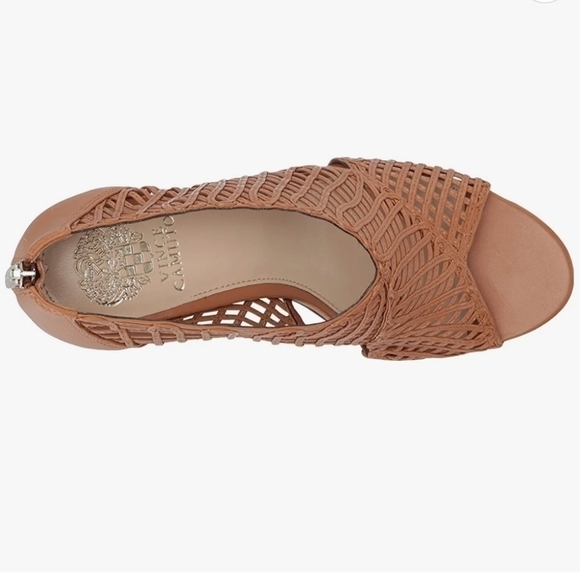 Vince Camuto Armenta Sandal NWOT - Picture 3 of 7